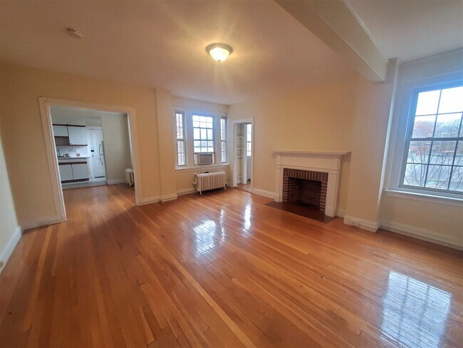 Building Photo - 7 Craigie Circle Apt #25, Cambridge, MA 02...