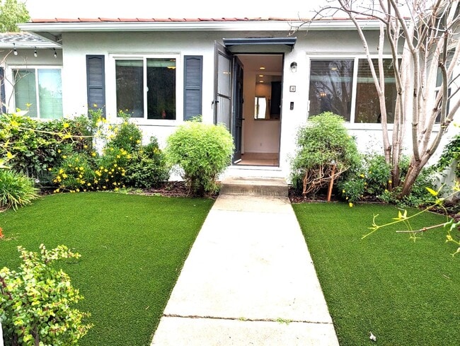 Building Photo - 1801 Dorchester Avenue