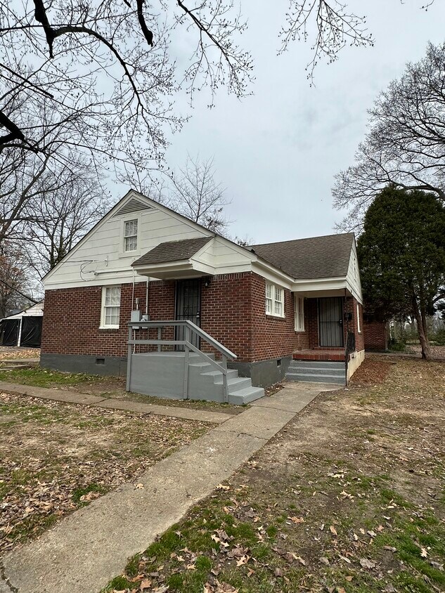 Primary Photo - 1505 Prescott Rd