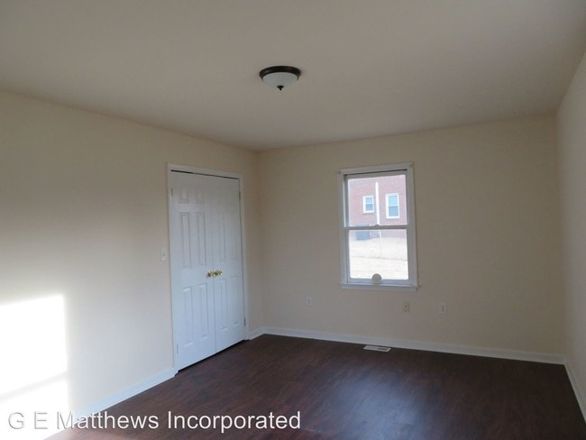 Building Photo - 3 br, 2 bath House - 4808 Sterling Road