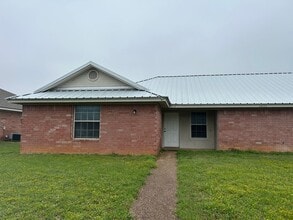 Building Photo - 10221 Hyacinth Ln