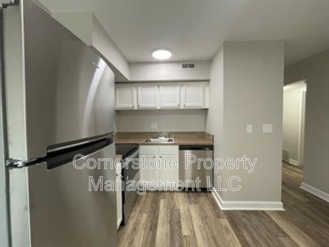 Foto del edificio - 2506 Redbud Ln