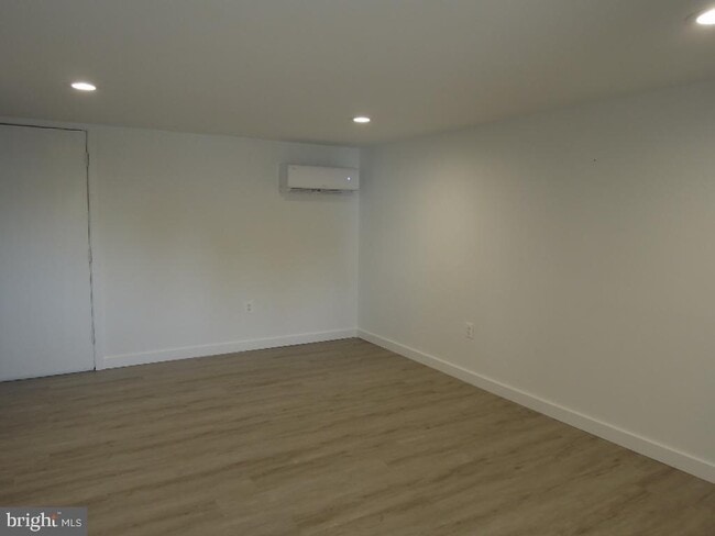 Building Photo - 1204 Liberty Rd