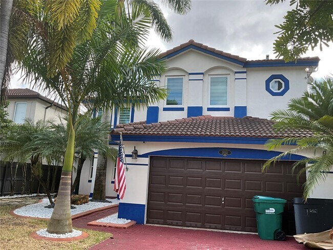 Building Photo - 15022 SW 11th St