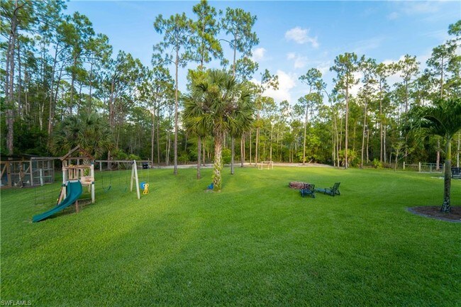 Foto del edificio - 24609 Amarillo Dr