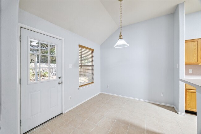 Building Photo - 4523 Bridgevillage Dr