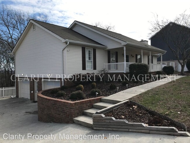 Building Photo - 3 br, 2 bath House - 4012 Banner Crest Drive