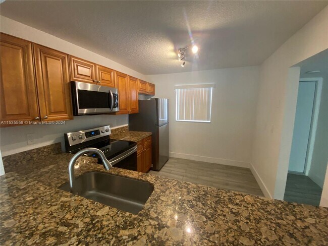 Building Photo - 3777 Northwest 78th Avenue, Hollywood, FL ...