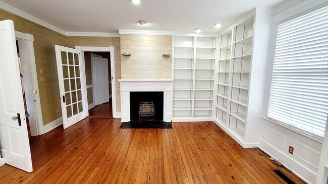 Foto del edificio - 109 Elm Ave