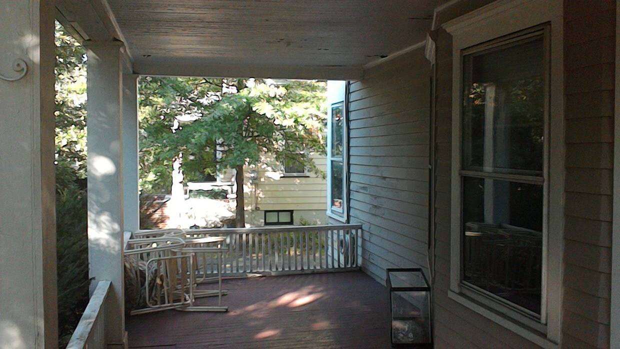 Primary Photo - 22 Mountain Ave