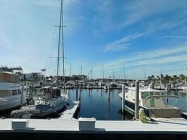 Foto del edificio - 3170 Matecumbe Key Rd