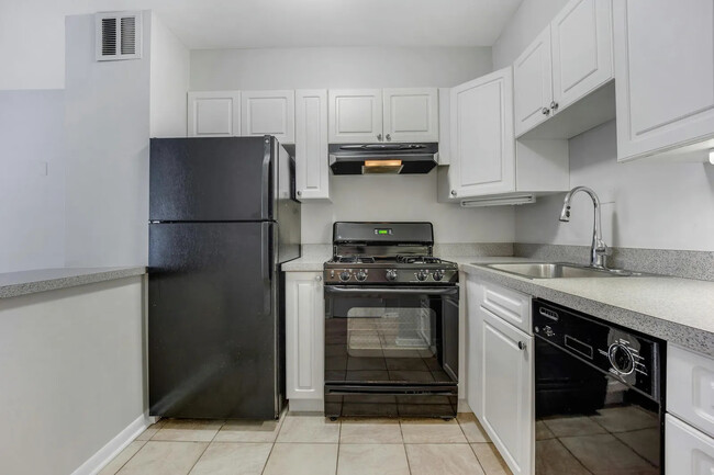 Foto del edificio - 2800 N Lake Shore Dr