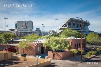 Building Photo - 1648 E 7th St