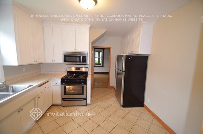 Foto del edificio - 3455 33rd Ave S