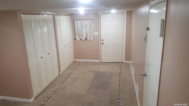 Foto del edificio - 249-30 148th Ave