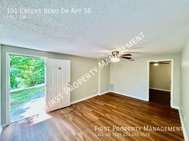 Foto del edificio - 101 Creeks Bend Dr