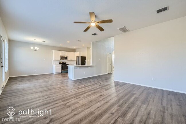 Foto del edificio - 4 br, 2.5 bath House - 5108 Breeze Hollow ...