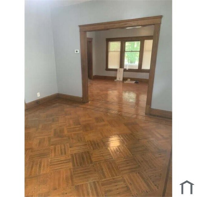 Foto del edificio - 3301 W 94th St