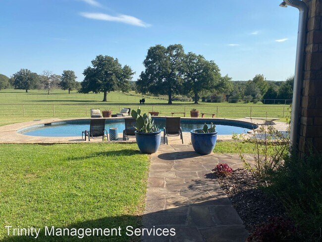 Foto del edificio - 4 br, 3.5 bath House - 1081 Dude Lane