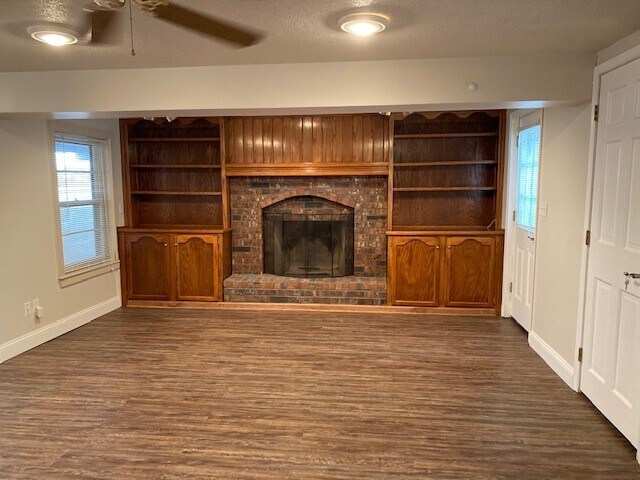 Building Photo - 4397 SW Breezy Point Ln