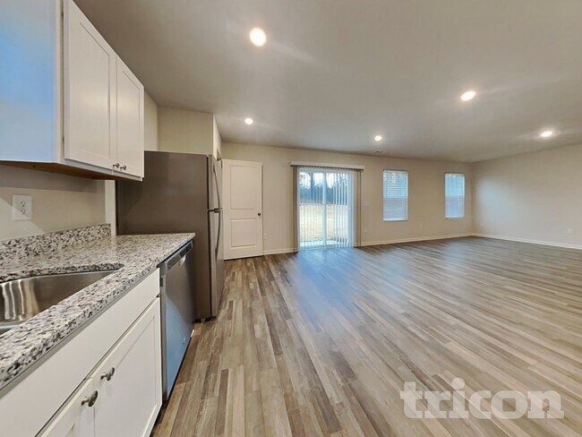 Foto del edificio - 507 Dayspring Dr