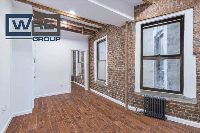 Foto del edificio - 223 Madison St