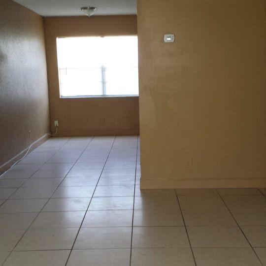 Building Photo - 4700 NW 9 Court Court 4700 Plantation Fl 3...