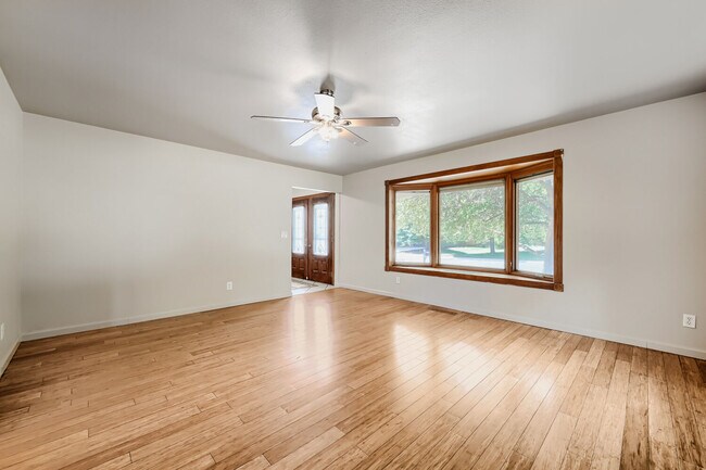 Building Photo - 2821 Serendipity Cir E