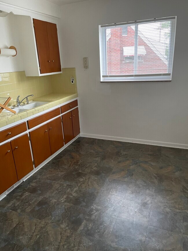 11423 Portlance St, Detroit, MI 48205 Townhome Rentals in Detroit MI