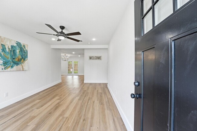 Foto del edificio - 3714 Brookmeade Dr
