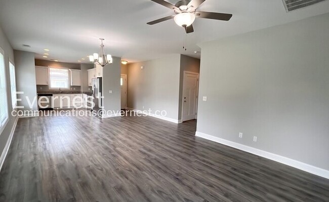 Building Photo - 5347 Roosevelt Rd