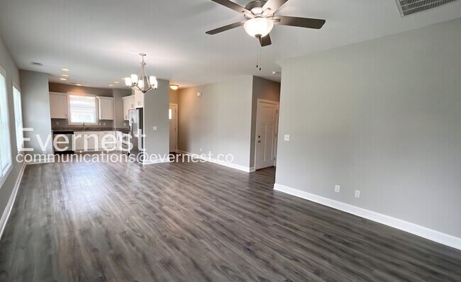 Foto del edificio - 5347 Roosevelt Rd