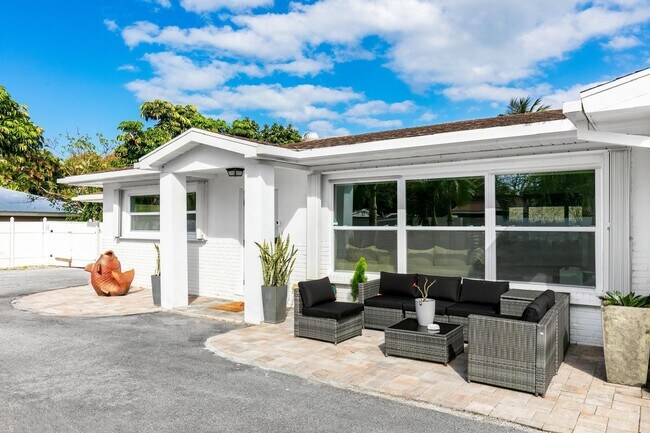 Foto del edificio - 7320 Clarke Rd