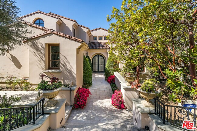 Foto del edificio - 2167 Sheringham Ln
