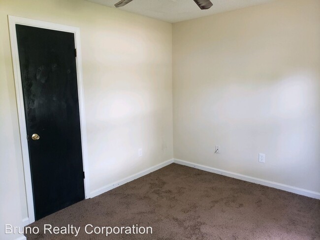 Building Photo - 3 br, 1.5 bath House - 95 Windridge Dr