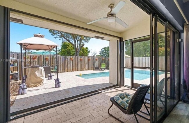 Photo - 2900 NW 69th Ct Townhome
