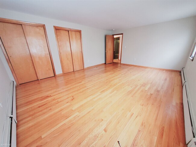 Building Photo - 2 br, 1 bath Condo - 36 Burwood Ave Unit B