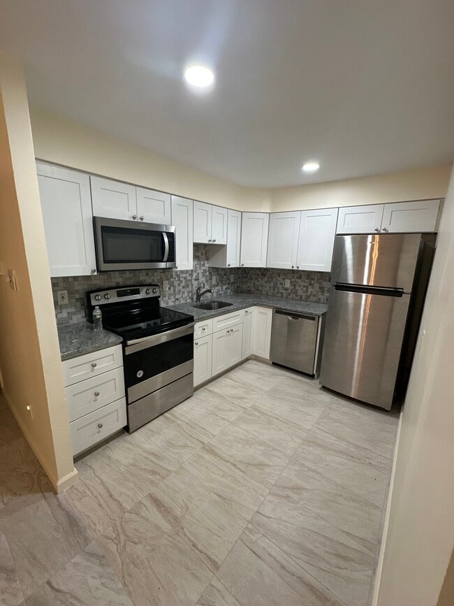 Foto del edificio - 2776 Willits Rd