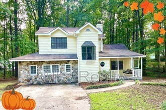 Building Photo - 415 Hillsdale Dr
