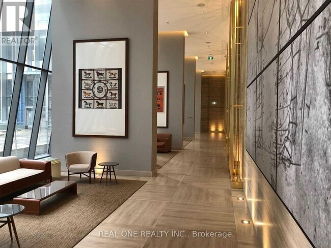 Photo du bâtiment - 50A-1750 Charles St E