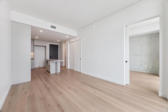 Foto del edificio - 610 Davis St