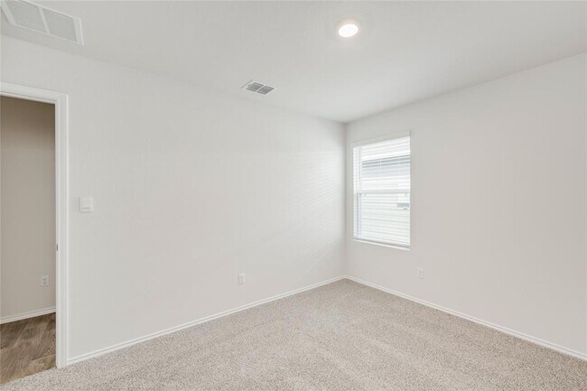 Foto del edificio - 113 Langston St