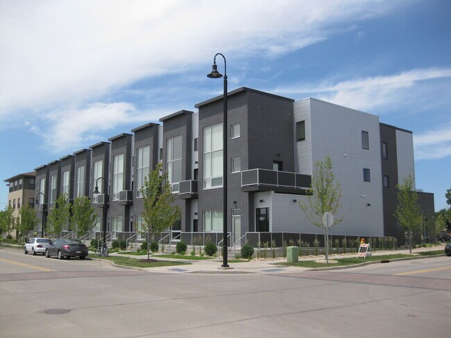 Foto del edificio - 222 Wisconsin St