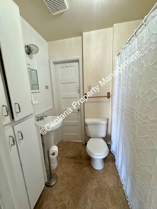 Foto del edificio - 1528 A St