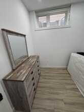 Building Photo - 316 Somerset St. E