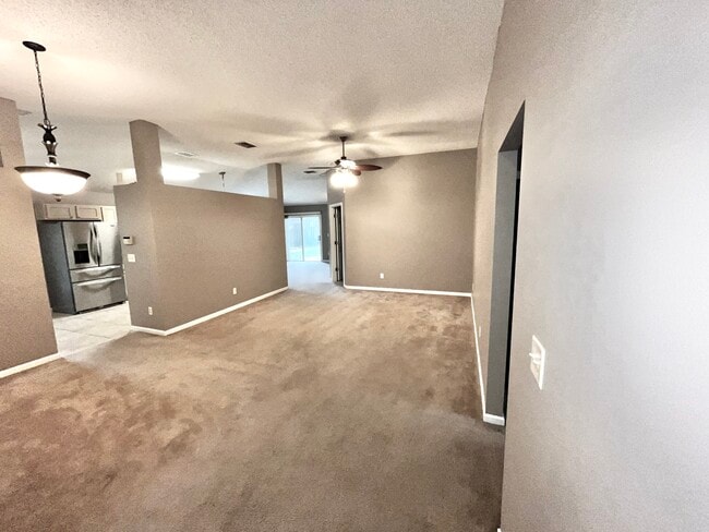 Building Photo - 1410 Soaring Flight Way