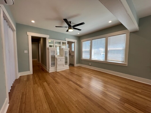 Building Photo - 1281 E Broadway