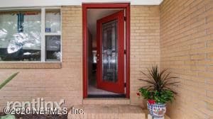 Building Photo - 3 br, 2 bath House - 6001 Heckscher Dr