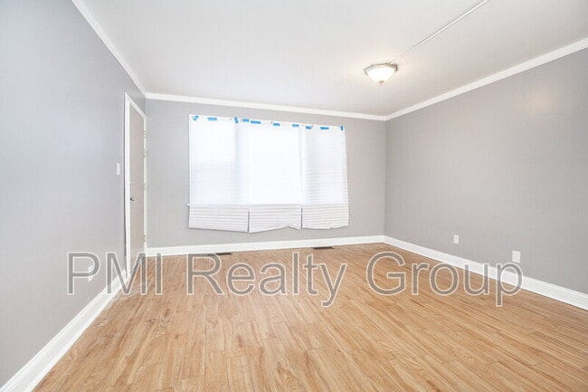 Foto del edificio - 1520 Coventry Rd
