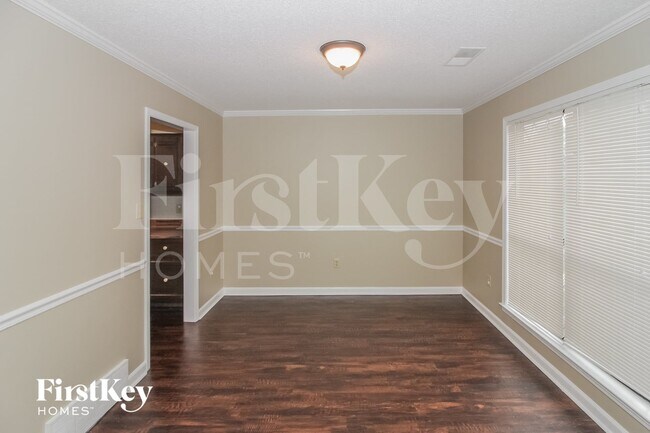 Building Photo - 7161 Oak Chase Ln